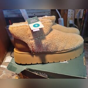 Wild Fable Tan Winter Boots (NO BOX)